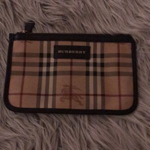 Burberry money holder/clutch